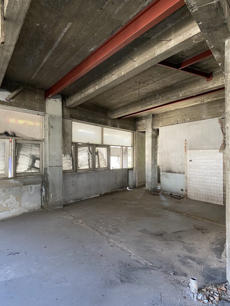 Commercial building for rent! 4 stories, close to BTS Onnut — photo 2 of 8