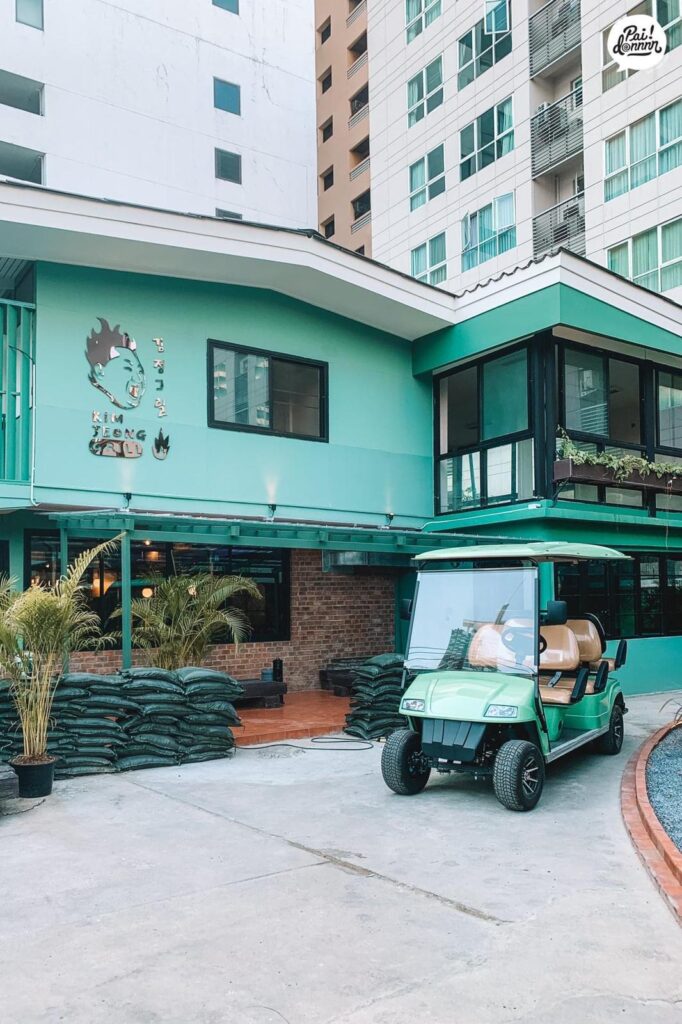 House for Sale on Sukhumvit 61 — photo 1 of 5