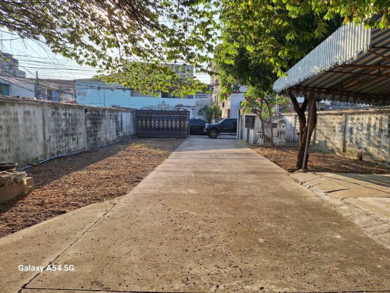 House for Rent – Bearing Soi 9 — photo 3 of 12