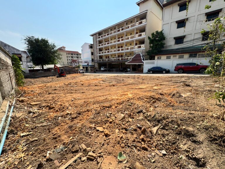 2 PLOTS FOR SALE IN PATTAYA THAPRAYA 9 — photo 2 of 5
